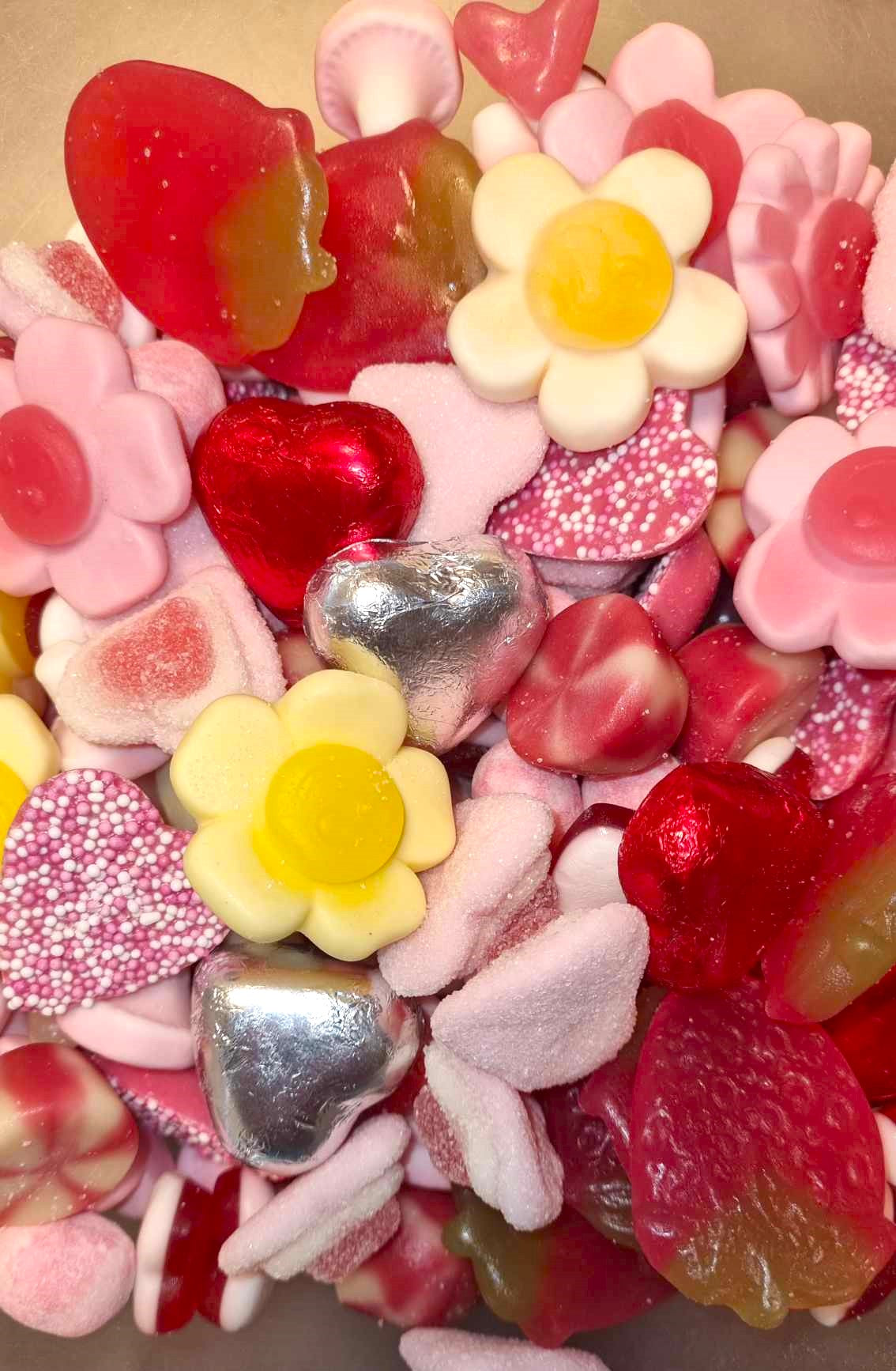 Mother's Day Pick n Mix Sweet Pouch - 500g and 1kg